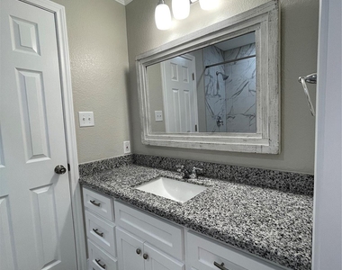 309 Ryan Street - Photo Thumbnail 21