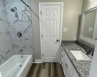 309 Ryan Street - Photo Thumbnail 23