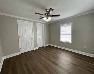 309 Ryan Street - Photo Thumbnail 17