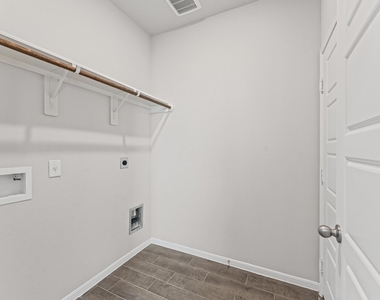 22906 Ephesus Avenue - Photo Thumbnail 7