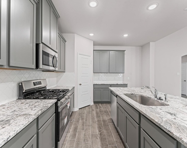 22906 Ephesus Avenue - Photo Thumbnail 16