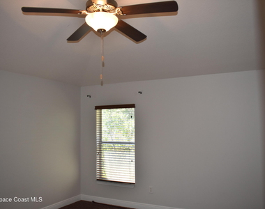 4063 Palladian Way - Photo Thumbnail 20