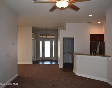 4063 Palladian Way - Photo Thumbnail 4