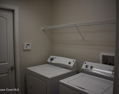 4063 Palladian Way - Photo Thumbnail 31