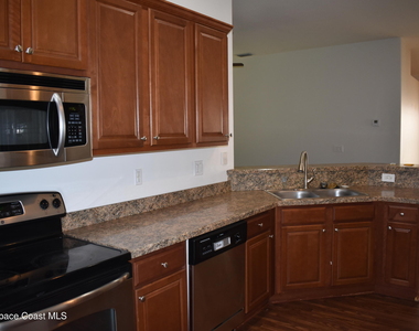 4063 Palladian Way - Photo Thumbnail 10