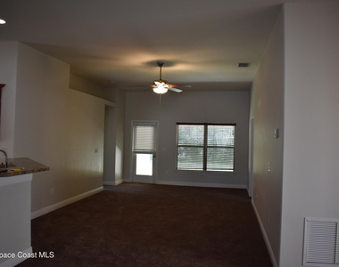 4063 Palladian Way - Photo Thumbnail 5