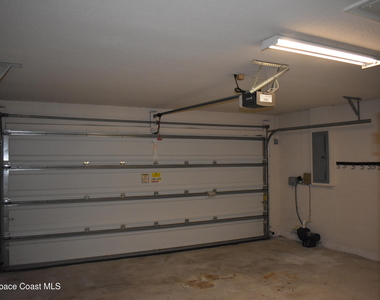 4063 Palladian Way - Photo Thumbnail 32