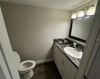 2007 E Henry Avenue - Photo Thumbnail 14