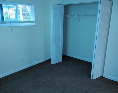 2820 Dupont Street S - Photo Thumbnail 9