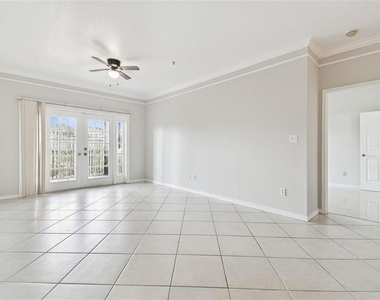 4304 Bayside Village Drive - Photo Thumbnail 3