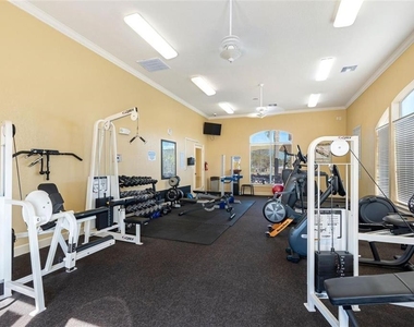 4304 Bayside Village Drive - Photo Thumbnail 16