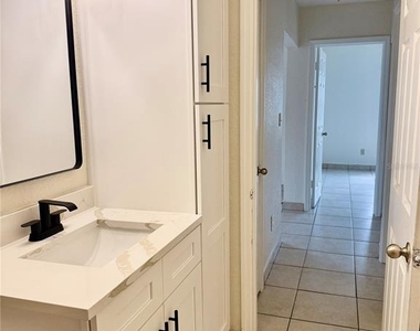 816 E Frierson Avenue - Photo Thumbnail 12