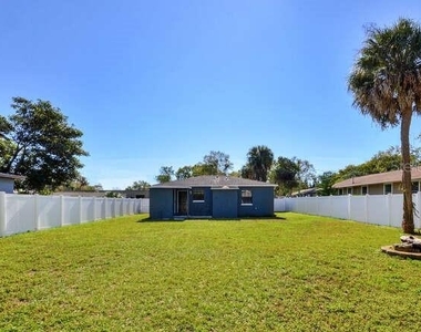 816 E Frierson Avenue - Photo Thumbnail 4