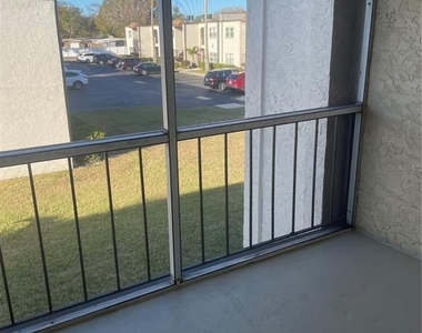 7701 Starkey Road - Photo Thumbnail 16