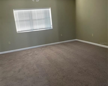 7701 Starkey Road - Photo Thumbnail 5