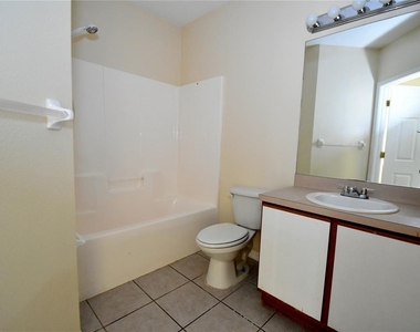 9612 Seadale Court - Photo Thumbnail 32