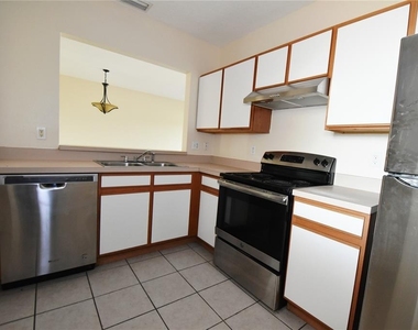 9612 Seadale Court - Photo Thumbnail 6