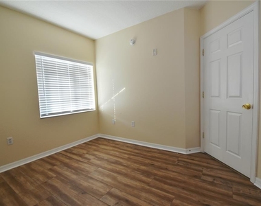 9612 Seadale Court - Photo Thumbnail 26