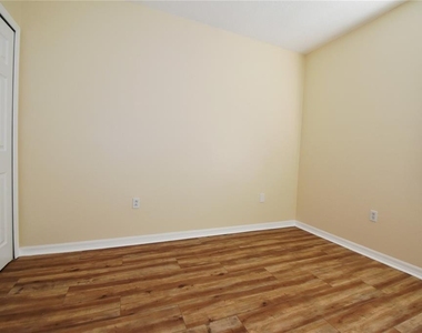 9612 Seadale Court - Photo Thumbnail 29