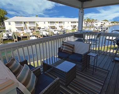 5245 Coquina Key Drive Se - Photo Thumbnail 46