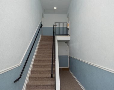 5245 Coquina Key Drive Se - Photo Thumbnail 3