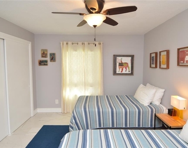 5245 Coquina Key Drive Se - Photo Thumbnail 39