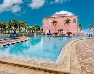 5245 Coquina Key Drive Se - Photo Thumbnail 74