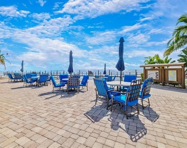 5245 Coquina Key Drive Se - Photo Thumbnail 77