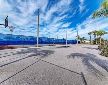 5245 Coquina Key Drive Se - Photo Thumbnail 89