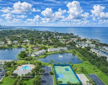 5245 Coquina Key Drive Se - Photo Thumbnail 87