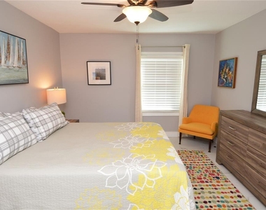 5245 Coquina Key Drive Se - Photo Thumbnail 24