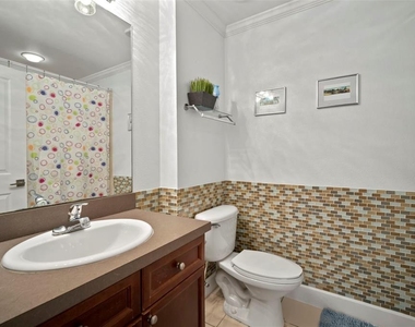 435 S Oregon Avenue - Photo Thumbnail 7