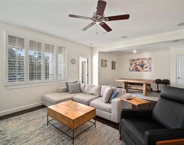 435 S Oregon Avenue - Photo Thumbnail 32