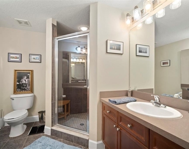 435 S Oregon Avenue - Photo Thumbnail 19