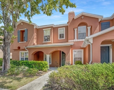 6928 Hawthorne Trace Lane - Photo Thumbnail 8