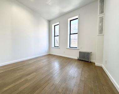 660 West 180th Street - Photo Thumbnail 2