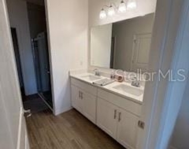 3963 Sagefield Drive - Photo Thumbnail 6