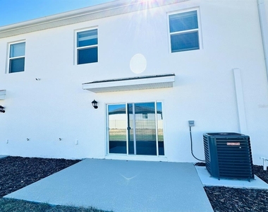 1335 Tallowwood Lane - Photo Thumbnail 14