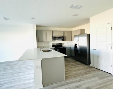 1335 Tallowwood Lane - Photo Thumbnail 3