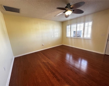 2158 Nw 50th Avenue - Photo Thumbnail 1