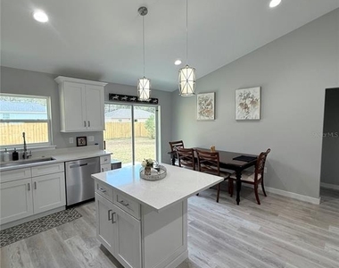 6425 Nw 62nd Terrace - Photo Thumbnail 3