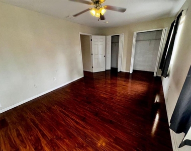 6741 Magnolia Pointe Circle - Photo Thumbnail 14