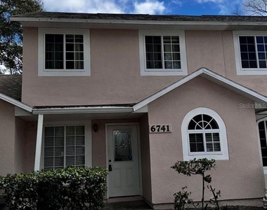 6741 Magnolia Pointe Circle - Photo Thumbnail 16