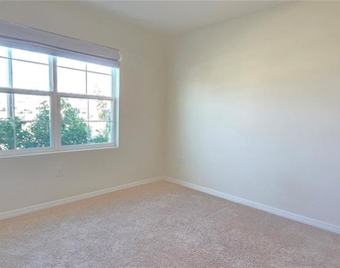3383 Hammond Point - Photo Thumbnail 15