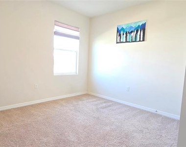 3383 Hammond Point - Photo Thumbnail 16
