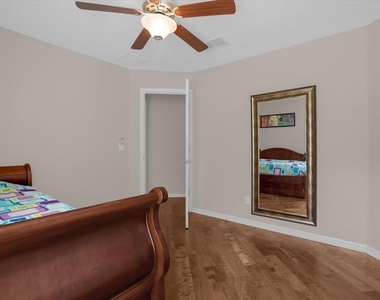 2284 Pickford Circle - Photo Thumbnail 18