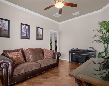 2284 Pickford Circle - Photo Thumbnail 10