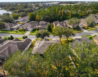 2284 Pickford Circle - Photo Thumbnail 4