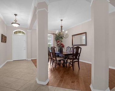 2284 Pickford Circle - Photo Thumbnail 21