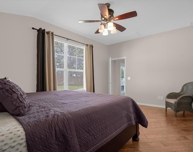 2284 Pickford Circle - Photo Thumbnail 14